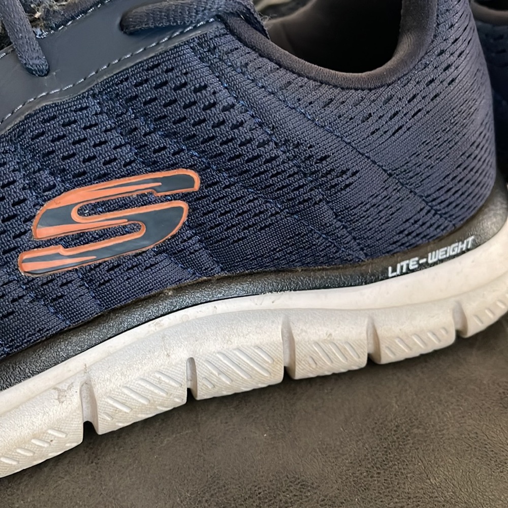 Skechers Lite-Weight Memory Foam - image 5
